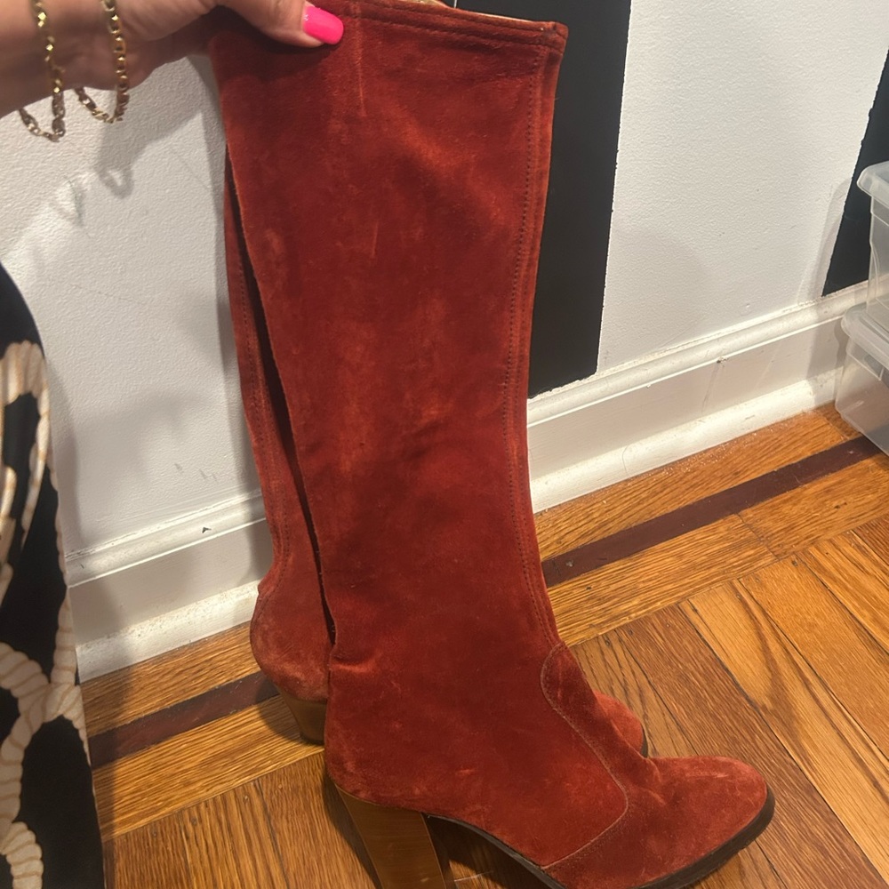 Vecceli Italy Terracotta Suede Heeled Boots